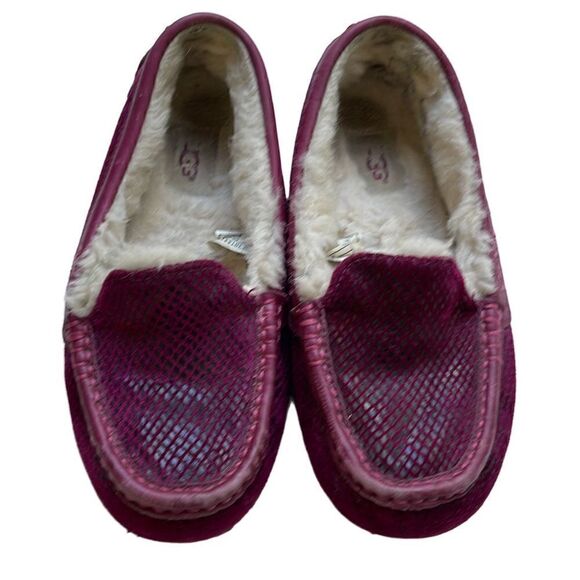UGG MAGENTA Suede Snakeskin Effect Slip OnMoccasin Slippers Size 7 - Picture 1 of 7